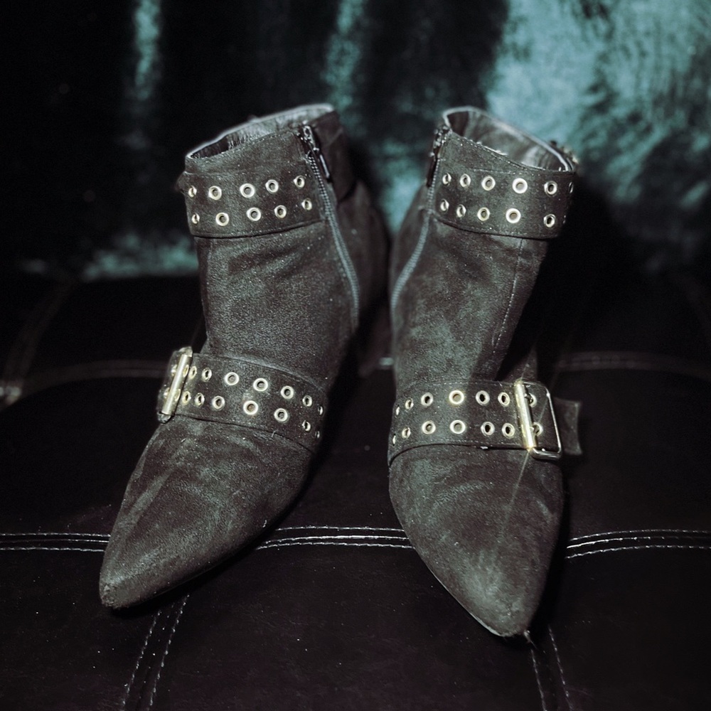 Boohoo Black Booties